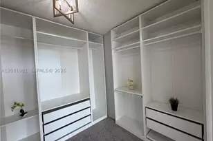 1000 Parkview, Hallandale Beach, FL 33009 - Photo 22