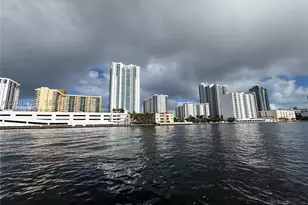 1000 Parkview, Hallandale Beach, FL 33009 - Photo 36