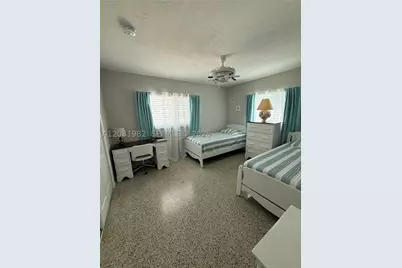52 45th, Treasure Island, FL 33706 - Photo 12