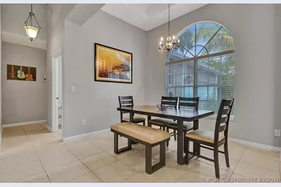 2105 SW 12th Terrace, Fort Lauderdale, FL 33315 - Photo 8
