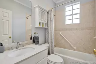 2105 SW 12th Terrace, Fort Lauderdale, FL 33315 - Photo 18