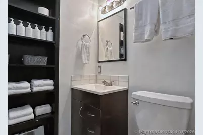525 NE 27th Street, Wilton Manors, FL 33334 - Photo 26