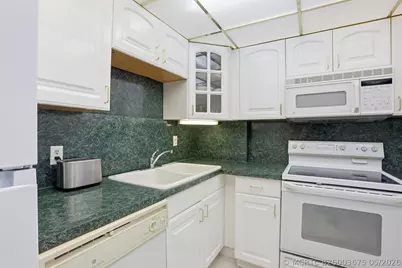2000 S Ocean Boulevard #2L, Pompano Beach, FL 33062 - Photo 4