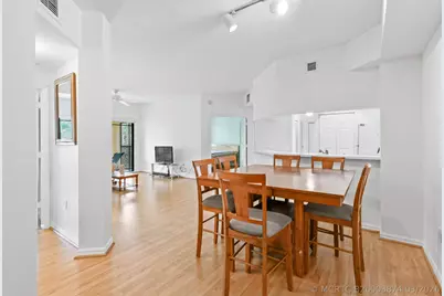2727 Anzio Court #307, Palm Beach Gardens, FL 33410 - Photo 2