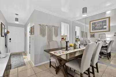 202 Oxford 200, West Palm Beach, FL 33417 - Photo 8
