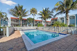 1432 S Lakeside Dr, Lake Worth, FL 33460 - Photo 56