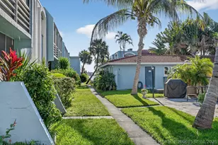 1432 S Lakeside Dr, Lake Worth, FL 33460 - Photo 8
