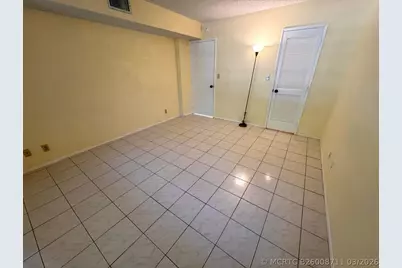 901 Cypress Terrace #103, Pompano Beach, FL 33069 - Photo 18