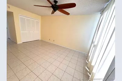 901 Cypress Terrace #103, Pompano Beach, FL 33069 - Photo 10