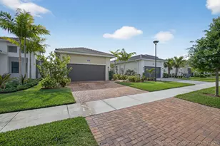 4805 St Armands Way, Loxahatchee, FL 33470 - Photo 1