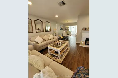 262 NE Floresta Drive, Port Saint Lucie, FL 34983 - Photo 10