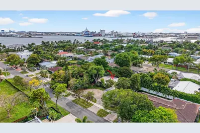 1935 SE 25th Avenue, Fort Lauderdale, FL 33316 - Photo 56