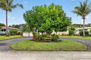1931 NE 27th St, Lighthouse Point, FL 33064 - Photo 4