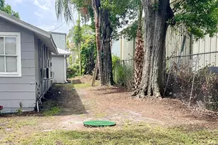 1135 17th Pl, Vero Beach, FL 32960 - Photo 8