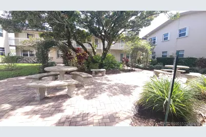 319 Chatham P, West Palm Beach, FL 33417 - Photo 22
