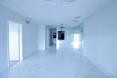 465 Paradise Isle Boulevard #110, Hallandale Beach, FL 33009 - Photo 16