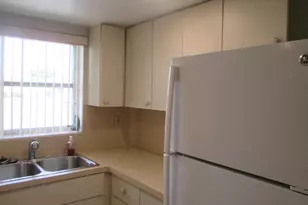 2951 Ashley Dr W, West Palm Beach, FL 33415 - Photo 4