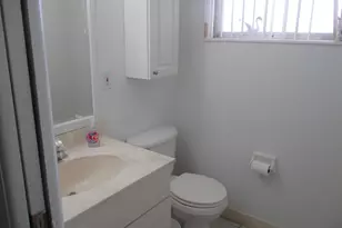 2951 Ashley Dr W, West Palm Beach, FL 33415 - Photo 6