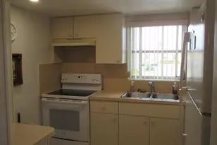 2951 Ashley Dr W, West Palm Beach, FL 33415 - Photo 2