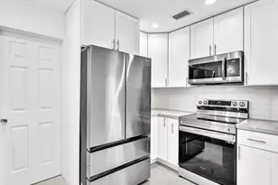 1700 SW 30th St, Fort Lauderdale, FL 33315 - Photo 16