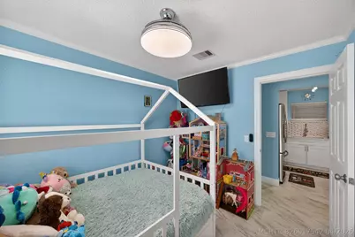 1020 Avon Road, West Palm Beach, FL 33401 - Photo 10