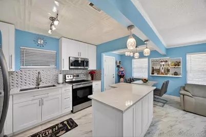 1020 Avon Road, West Palm Beach, FL 33401 - Photo 1
