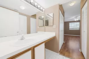 2861 N Oakland Forest Dr, Oakland Park, FL 33309 - Photo 14