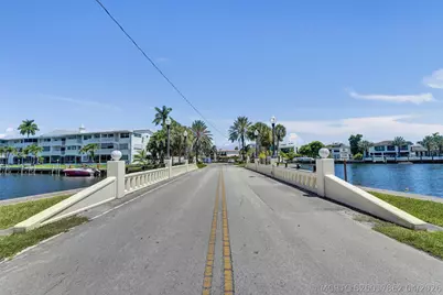 455 Paradise Isle Boulevard #305, Hallandale Beach, FL 33009 - Photo 2