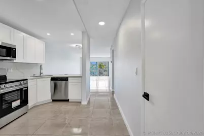 455 Paradise Isle Boulevard #305, Hallandale Beach, FL 33009 - Photo 6