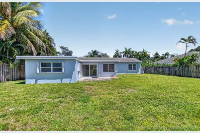 277 NW 3rd Court, Boca Raton, FL 33432 - Photo 44