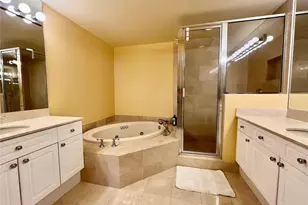 6001 N Ocean Dr, Hollywood, FL 33019 - Photo 8