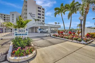 301 Lake Shore Dr, Lake Park, FL 33403 - Photo 1
