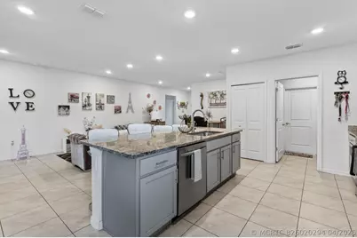 535 SW Butler Avenue, Port Saint Lucie, FL 34983 - Photo 12