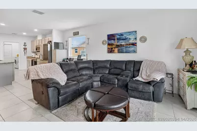 535 SW Butler Avenue, Port Saint Lucie, FL 34983 - Photo 14