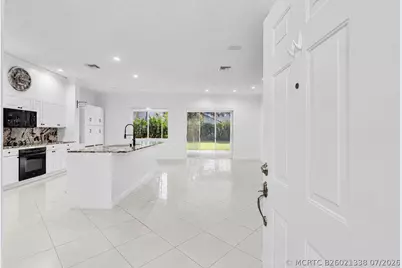 8914 Brittany Lakes Drive, Boynton Beach, FL 33472 - Photo 4