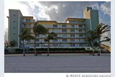 300 Oregon Street #409, Hollywood, FL 33019 - Photo 2