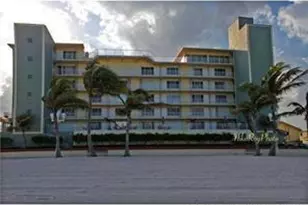 300 Oregon St, Hollywood, FL 33019 - Photo 2