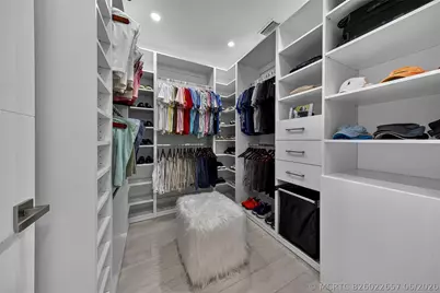 21 NE 25th Street, Wilton Manors, FL 33305 - Photo 22