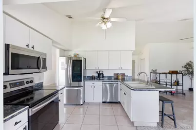 390 SE Cork Road, Port Saint Lucie, FL 34984 - Photo 14