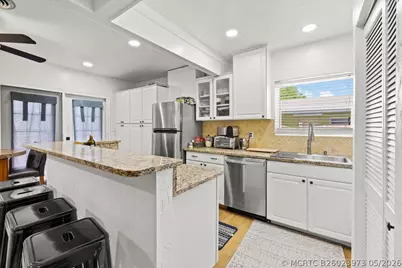 915 N K Street, Lake Worth Beach, FL 33460 - Photo 8