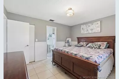 5330 Mendoza Street, West Palm Beach, FL 33415 - Photo 10