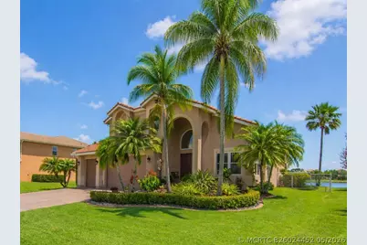 1010 SW Ruby Ave Avenue SW, Vero Beach, FL 32968 - Photo 2