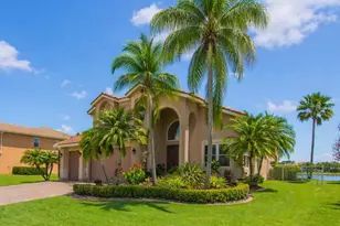 1010 SW Ruby Ave Ave SW, Vero Beach, FL 32968 - Photo 2