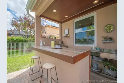 1010 SW Ruby Ave Avenue SW, Vero Beach, FL 32968 - Photo 10