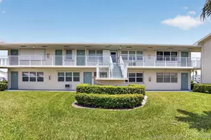 660 Horizon W, Boynton Beach, FL 33435 - Photo 1