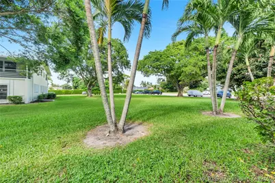 242 Tilford L #L, Deerfield Beach, FL 33442 - Photo 14