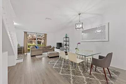 2264 Salerno Circle, Weston, FL 33327 - Photo 2