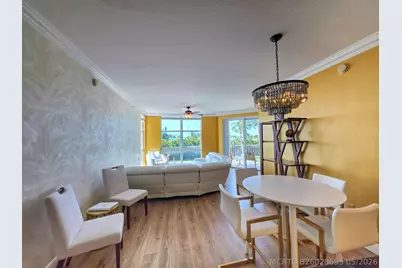 806 E Windward Way #323, Lantana, FL 33462 - Photo 2