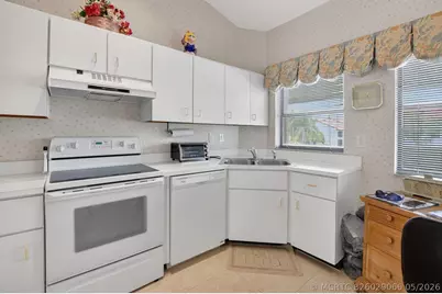 5907 Parkwalk Drive, Boynton Beach, FL 33472 - Photo 4