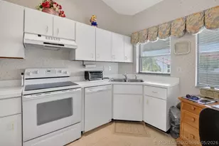 5907 Parkwalk Dr, Boynton Beach, FL 33472 - Photo 4